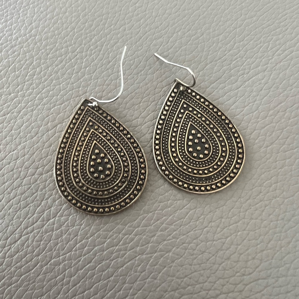 house of harlow drop earrings
